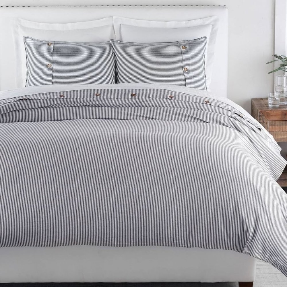 Pottery Barn Wheaton Stripe Duvet (King)